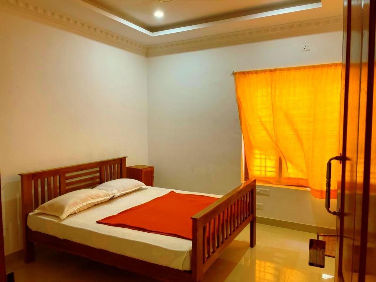 Somatheertham Resort Тривандрум Номер фото